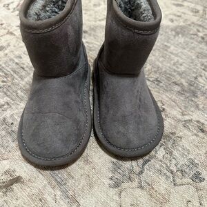 Children’s place boots